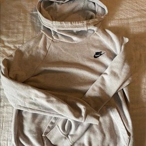 NIKE! Loose neck-fitted sweatshirt